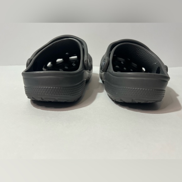 CROCS Classic Grey Sandals With Alligator Charms Mens Sz 5 Women Sz 7 - Picture 7 of 11